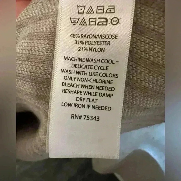 Rachel Zoe Womens Mock Neck Sweater Beige Stripes Size 2X - Picture 3 of 5